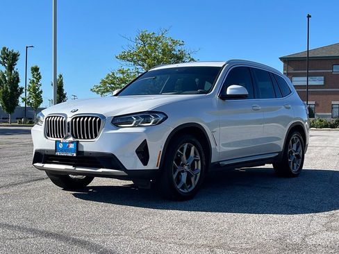 Certified 2024 BMW X3 xDrive30i w/ Premium Package AWD/4WD image 3