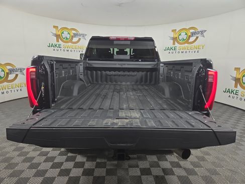 Used 2024 GMC Sierra 2500 Denali w/ Technology Package image 35
