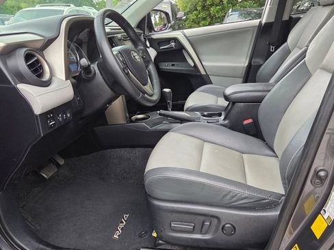 Used 2013 Toyota RAV4 Limited FWD image 11