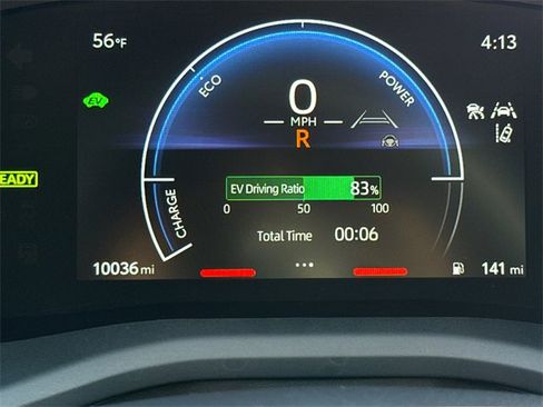 Used 2025 Toyota Camry SE image 29