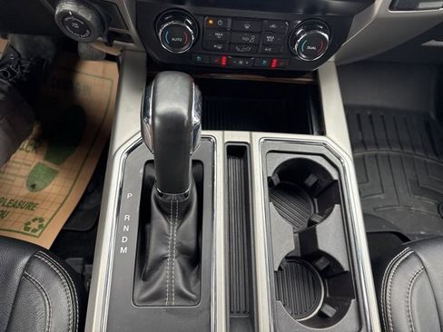 Certified 2019 Ford F150 Lariat w/ Trailer Tow Package image 29