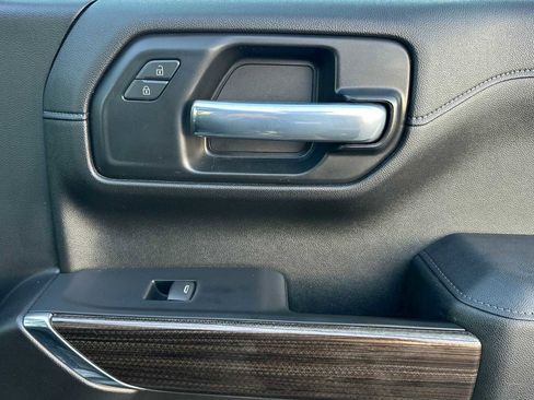 Used 2021 Chevrolet Silverado 1500 LT Trail Boss image 21