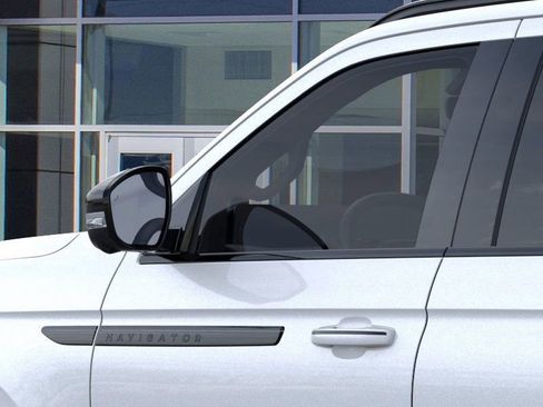 New 2026 Lincoln Navigator L Reserve w/ Jet Appearance Package image 50