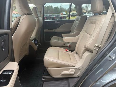 Used 2023 Lincoln Aviator Reserve w/ Equipment Group 201A image 21