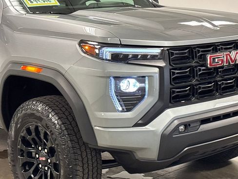 New 2026 GMC Canyon Elevation w/ Convenience Package image 4