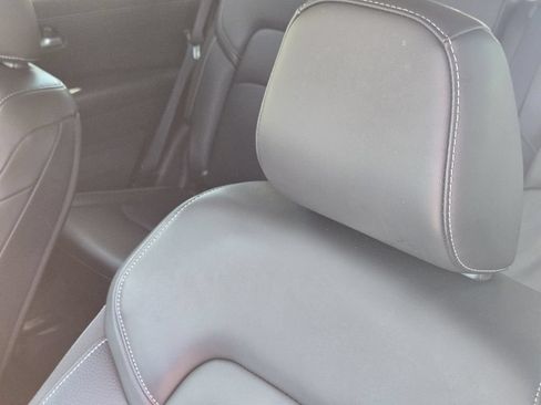 Used 2025 Nissan Pathfinder SL FWD image 20