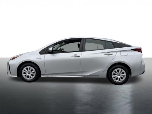 Used 2022 Toyota Prius L Eco FWD image 5
