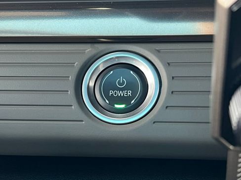 Certified 2024 GMC Hummer EV 3X image 34