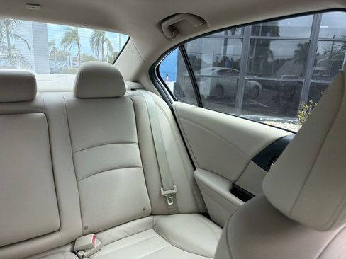 Used 2014 Honda Accord EX-L image 15