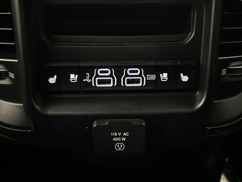 Used 2019 RAM 1500 Limited image 30