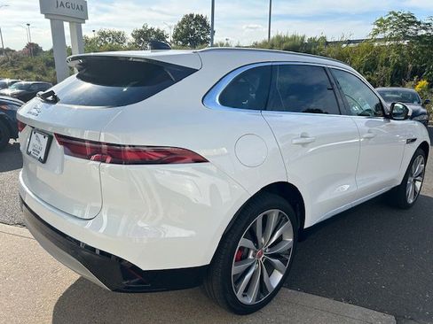 Certified 2022 Jaguar F-PACE S image 7
