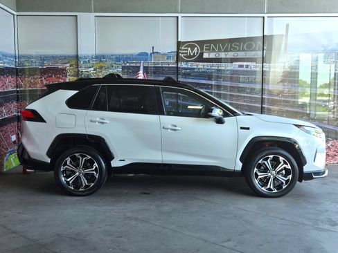 Certified 2024 Toyota RAV4 XSE w/ Premium Package AWD/4WD image 4
