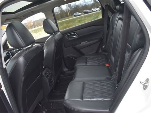 Used 2021 Nissan Rogue Platinum image 20