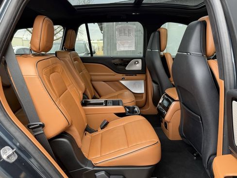 Used 2021 Lincoln Aviator Black Label w/ Dynamic Handling Package image 26