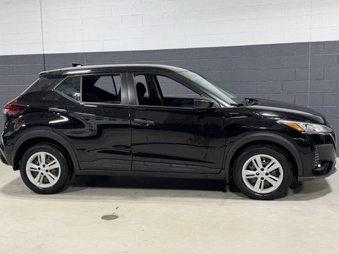 Used 2024 Nissan Kicks S FWD image 16