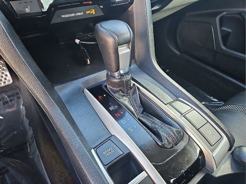 Used 2020 Honda Civic Touring image 26