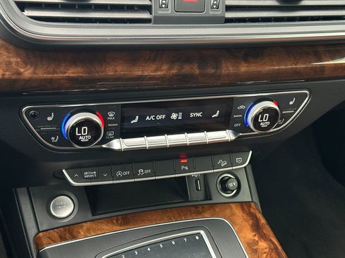 Used 2018 Audi Q5 2.0T Premium Plus AWD/4WD image 20