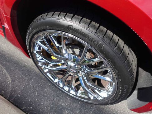 Used 2015 Chevrolet Corvette Z06 w/ 2LZ Preferred Equipment Group image 33