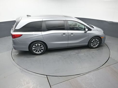 Used 2023 Honda Odyssey EX-L image 41