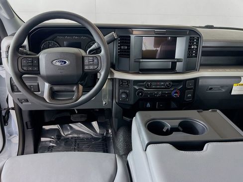 New 2026 Ford F250 XL image 22