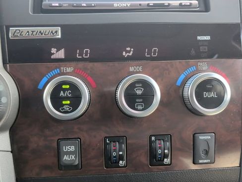Used 2013 Toyota Tundra Platinum AWD/4WD image 23