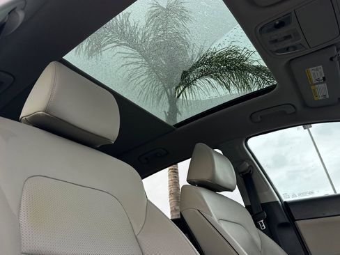 Used 2020 Kia Sportage EX w/ EX Technology Package image 21