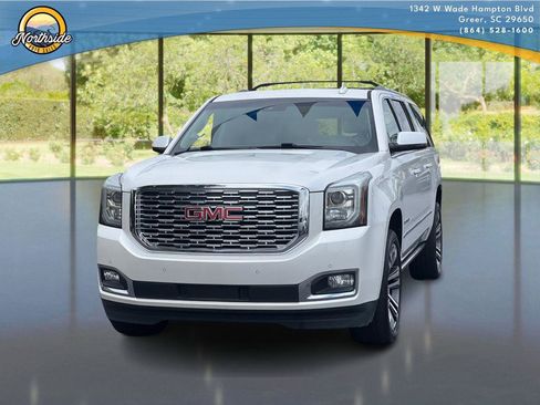 Used 2019 GMC Yukon XL Denali w/ Denali Ultimate Package AWD/4WD image 1