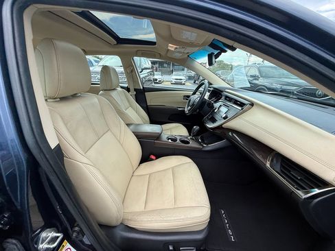 Used 2014 Toyota Avalon XLE Touring FWD image 22