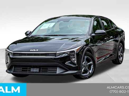 Used 2025 Kia K4 FWD image 1
