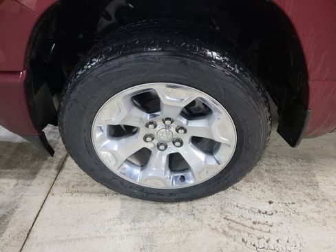 Used 2019 RAM 1500 Big Horn image 7