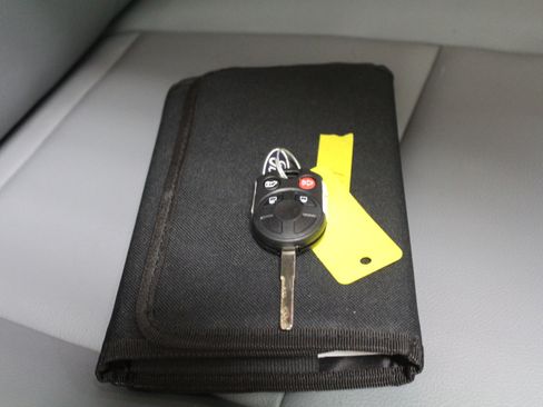 Used 2018 Ford Transit 250 130 Low Roof image 23