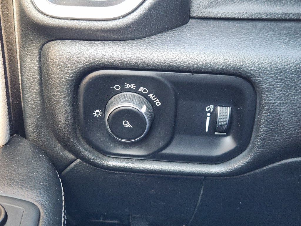 Used 2021 RAM 2500 Big Horn AWD/4WD image 21