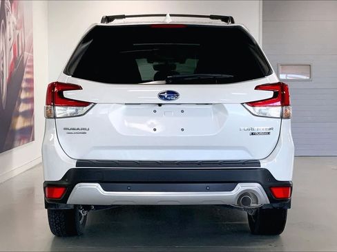 Used 2020 Subaru Forester Touring w/ Popular Package #2 image 5
