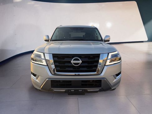 Used 2024 Nissan Armada SL w/ Captain's Chairs Package image 8