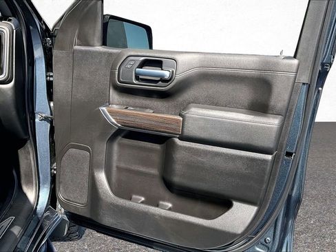 Used 2019 Chevrolet Silverado 1500 LT Trail Boss w/ Convenience Package image 29