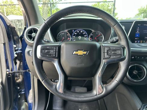 Used 2022 Chevrolet Blazer Premier FWD image 21