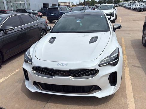 Used 2023 Kia Stinger GT-Line w/ Sun & Sound Package RWD image 7