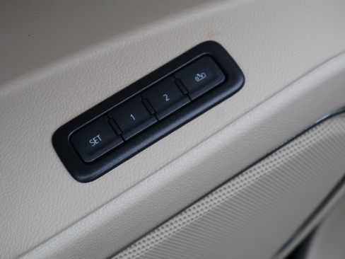 Used 2019 GMC Yukon Denali image 27