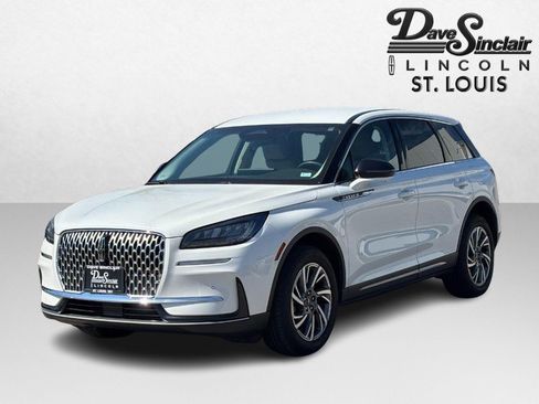 Used 2023 Lincoln Corsair FWD w/ Equipment Group 101A image 8
