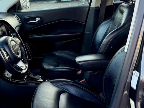 Used 2018 Jeep Compass Limited w/ Navigation Group image 11