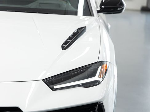 Used 2024 Lamborghini Urus S AWD/4WD image 11