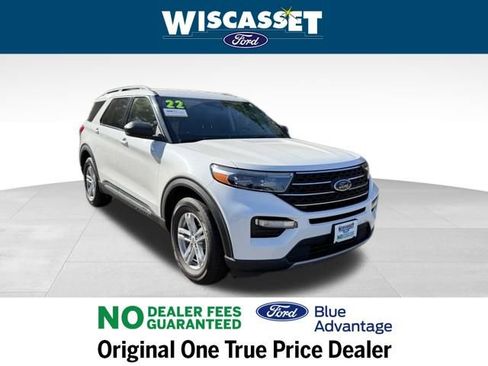 Certified 2022 Ford Explorer XLT w/ Equipment Group 202A image 26