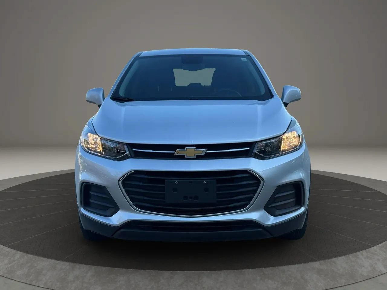 Used 2020 Chevrolet Trax LS w/ Tint and Cruise Package FWD image 10