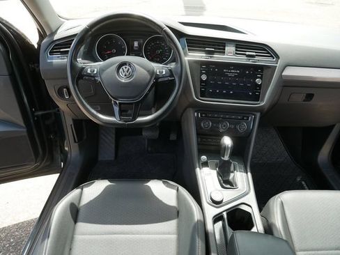 Used 2019 Volkswagen Tiguan SE AWD/4WD image 21