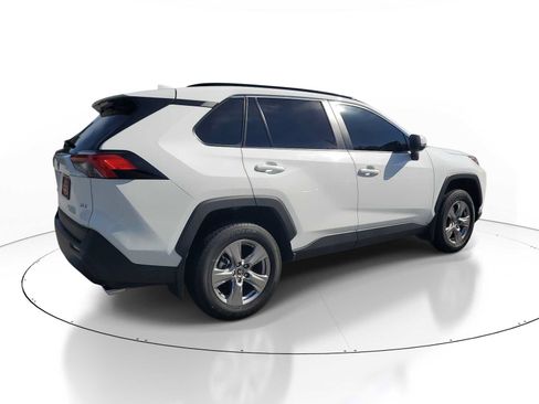 Used 2025 Toyota RAV4 XLE FWD image 6
