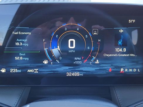 Used 2025 Chevrolet Equinox LT w/ Convenience Package II image 11