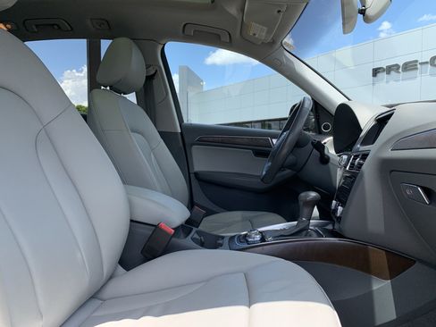 Used 2017 Audi Q5 2.0T Premium Plus AWD/4WD image 35