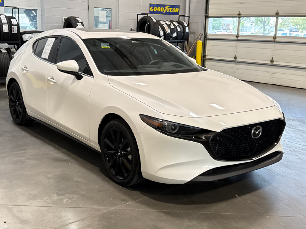 Certified 2026 MAZDA MAZDA3 2.5 S Hatchback w/ Premium Pkg FWD image 3