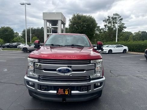 Used 2017 Ford F250 Lariat w/ Lariat Value Package AWD/4WD image 9
