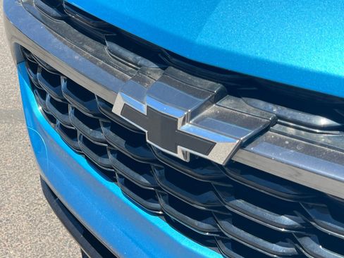 Used 2025 Chevrolet Trax RS FWD image 10